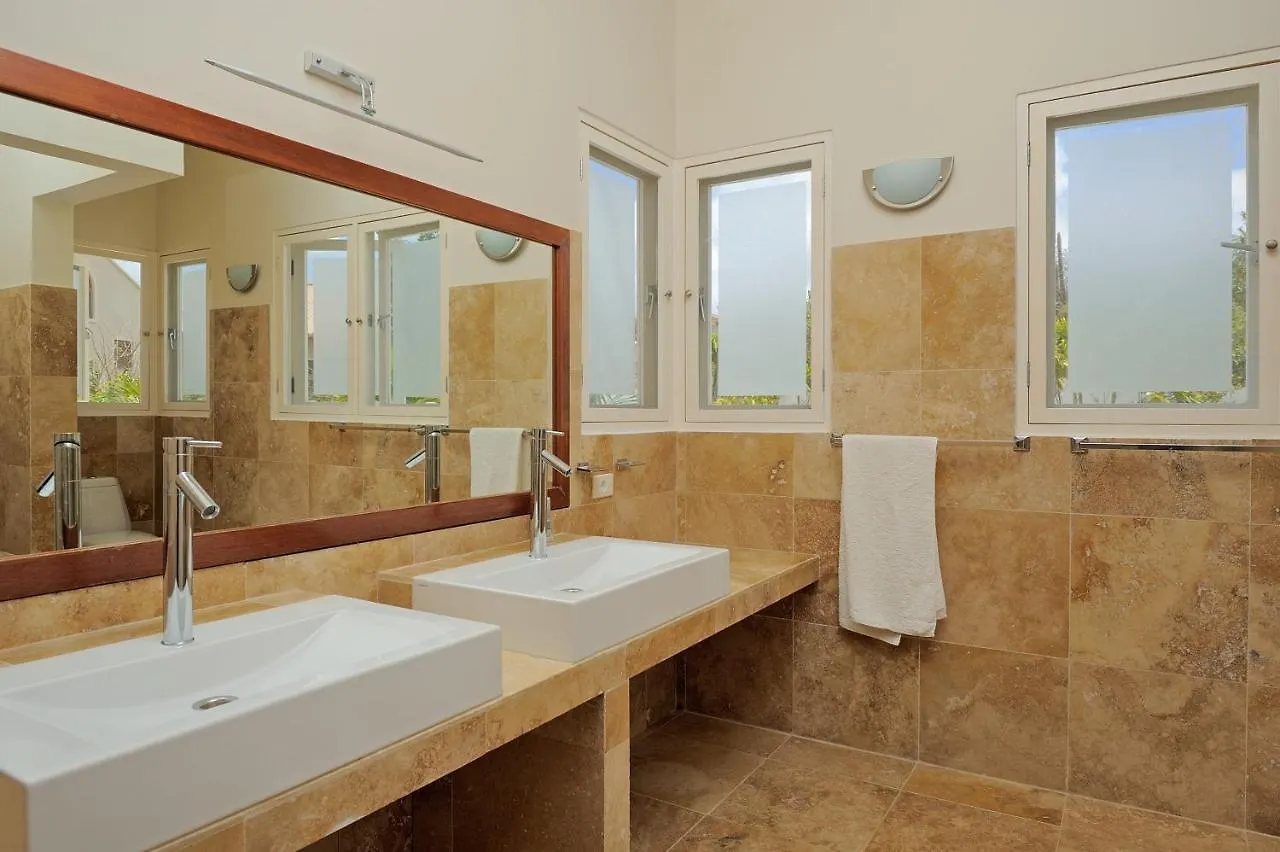 크랄렌데이크 Crown Terrace 18 빌라 보네르, 세인트 유스타티유스 및 사바